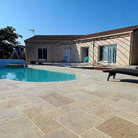 Villa 140 M² Hab. Avec Piscine كاسْتْرْ المظهر الخارجي الصورة